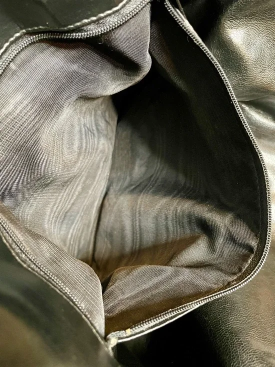 Via Veneto Vintage Black Leather Triple Compartment Tote Dual Gold Chain Handles - Picture 10 of 13